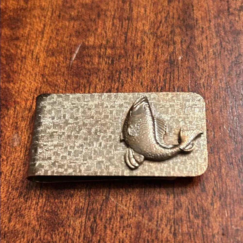 Money Clip- Vintage- Goldtone with Sport Fish